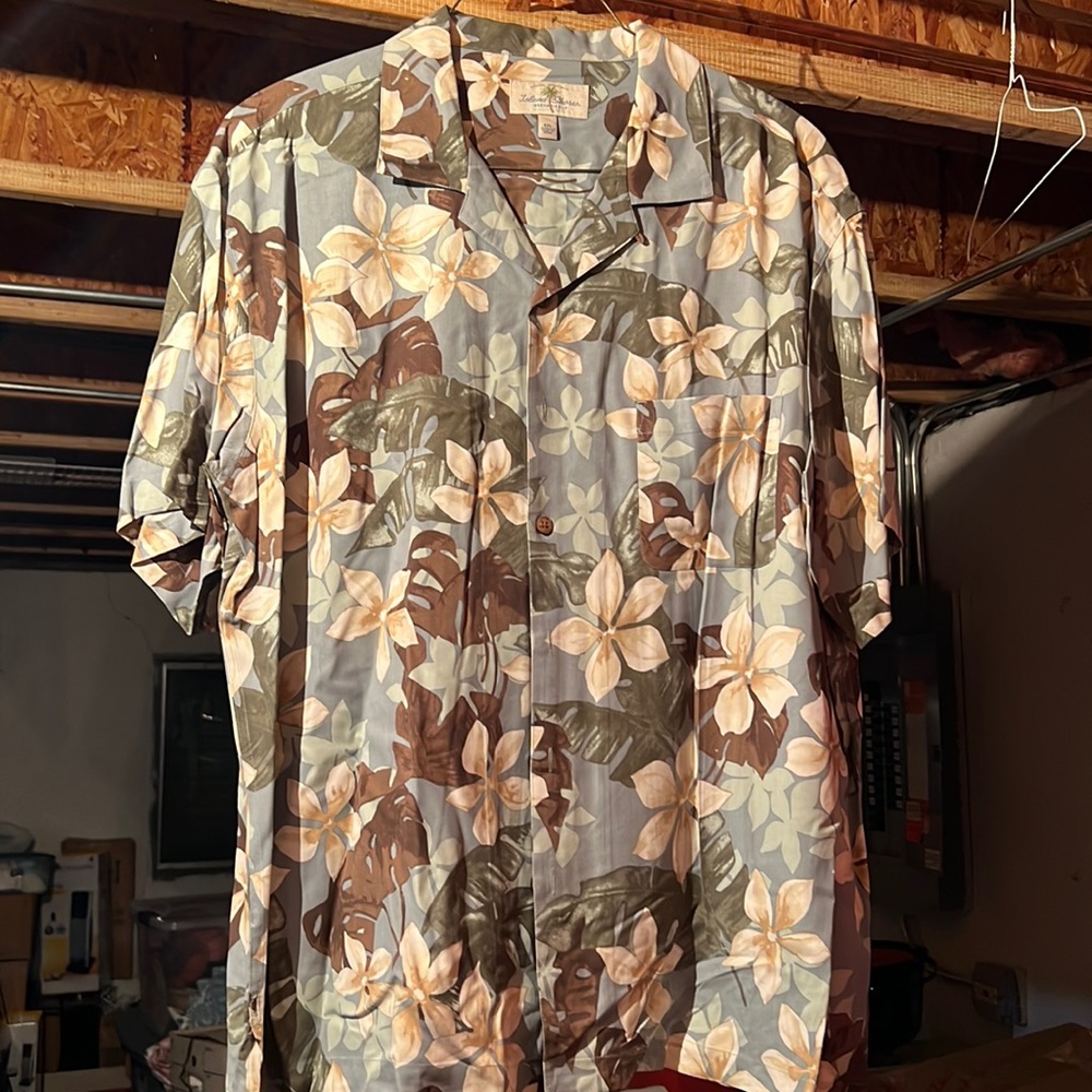 Men’s Hawaiian summer shirt